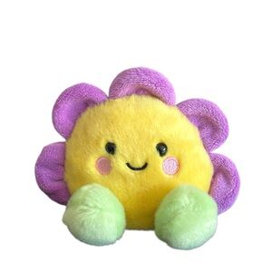 Aurora Palm Pals Fallon Flower Plush Toy Mini Stuffed Beanie Whimsical Spring 4”